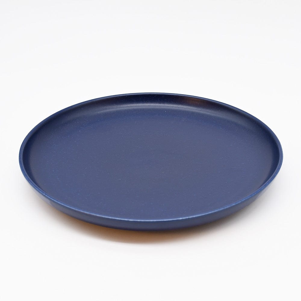 Grande assiette en grès anthracite I Vaisselle portugaise Assiette en grès “Pacifica" - Bleue - 27cm