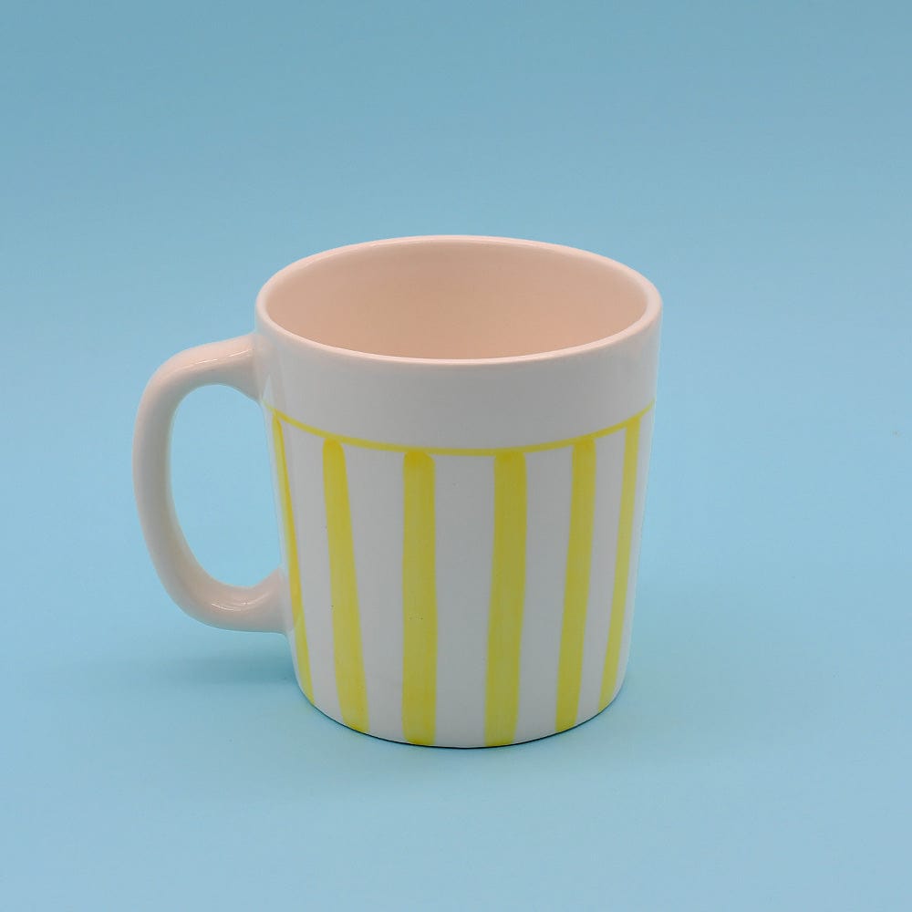 Mug rayé jaune et blanc en céramique portugaise I Vente en ligne Mug rayé en céramique "Costa Nova Mar" - Jaune