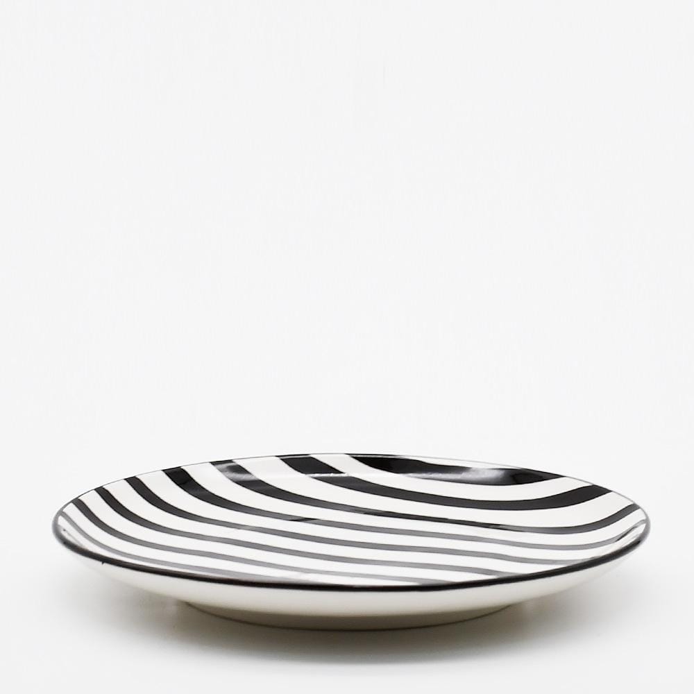 Assiette en porcelaine portugaise I Vaisselle du Portugal en ligne Assiette "Costa Nova Mar" 20cm - Noire