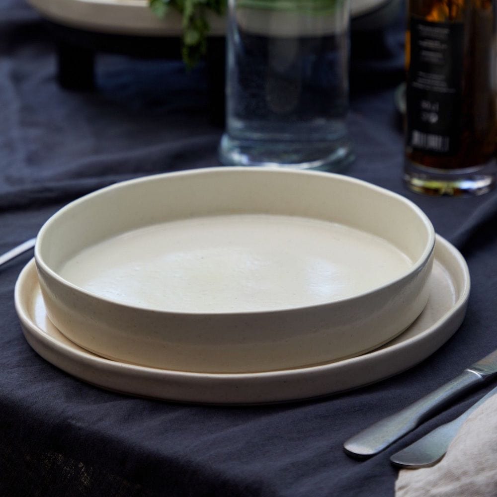 Centre de table en grès 27cm I Vaisselle portugaise Plat en grès beige - 24cm